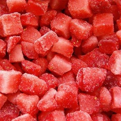 Hackade frysta jordgubbar